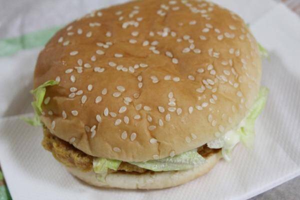 企業 経済深層レポート マクドナルドは好調 新規出店が相次ぐハンバーガー業界の明暗 19年6月5日 エキサイトニュース