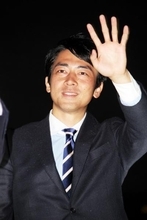 河野太郎氏VS小泉進次郎氏 ポスト安倍レースで“七光り対決”