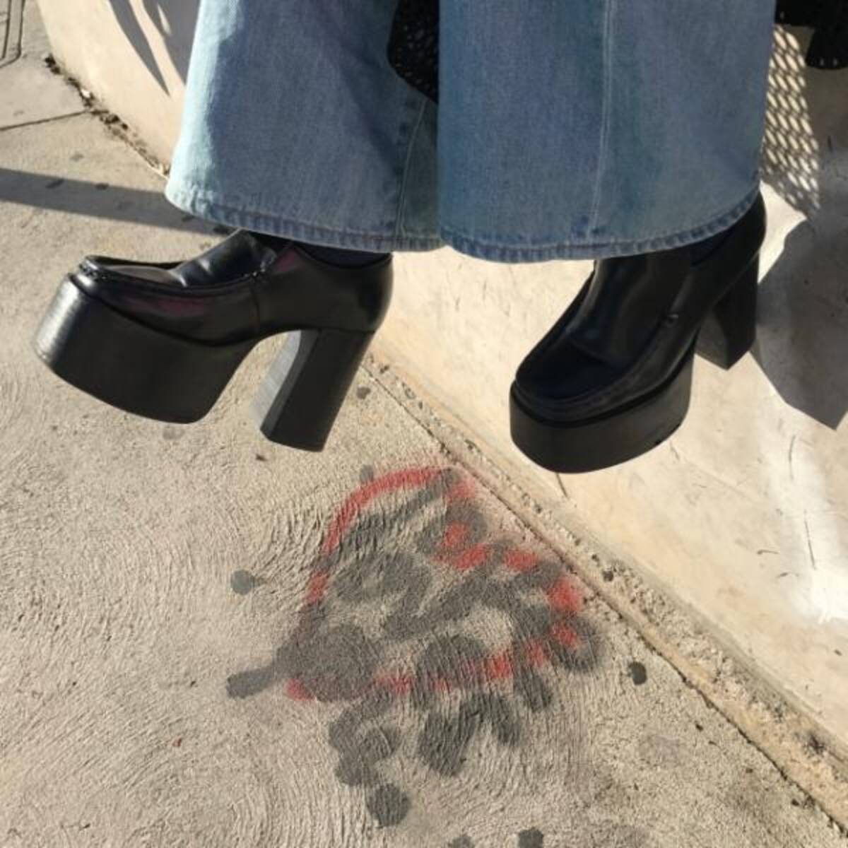 Kōki またまた超厚底 に呆れ声 竹馬乗ってる 厚底芸人 19年10月11日 エキサイトニュース