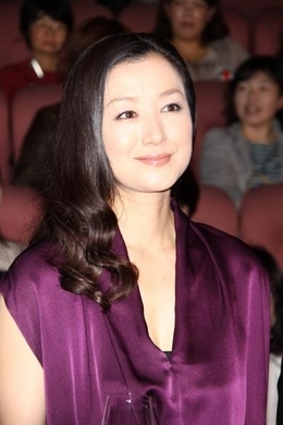 鈴木京香悩ます高齢母w介護問題 長谷川博己の実父逝去で浮上 19年5月3日 エキサイトニュース