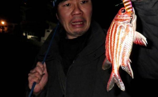 釣れた魚と旨い酒 日本全国釣り行脚 沖縄県石垣島 浜崎マリーナ堤防産アヤメエビス 年3月21日 エキサイトニュース