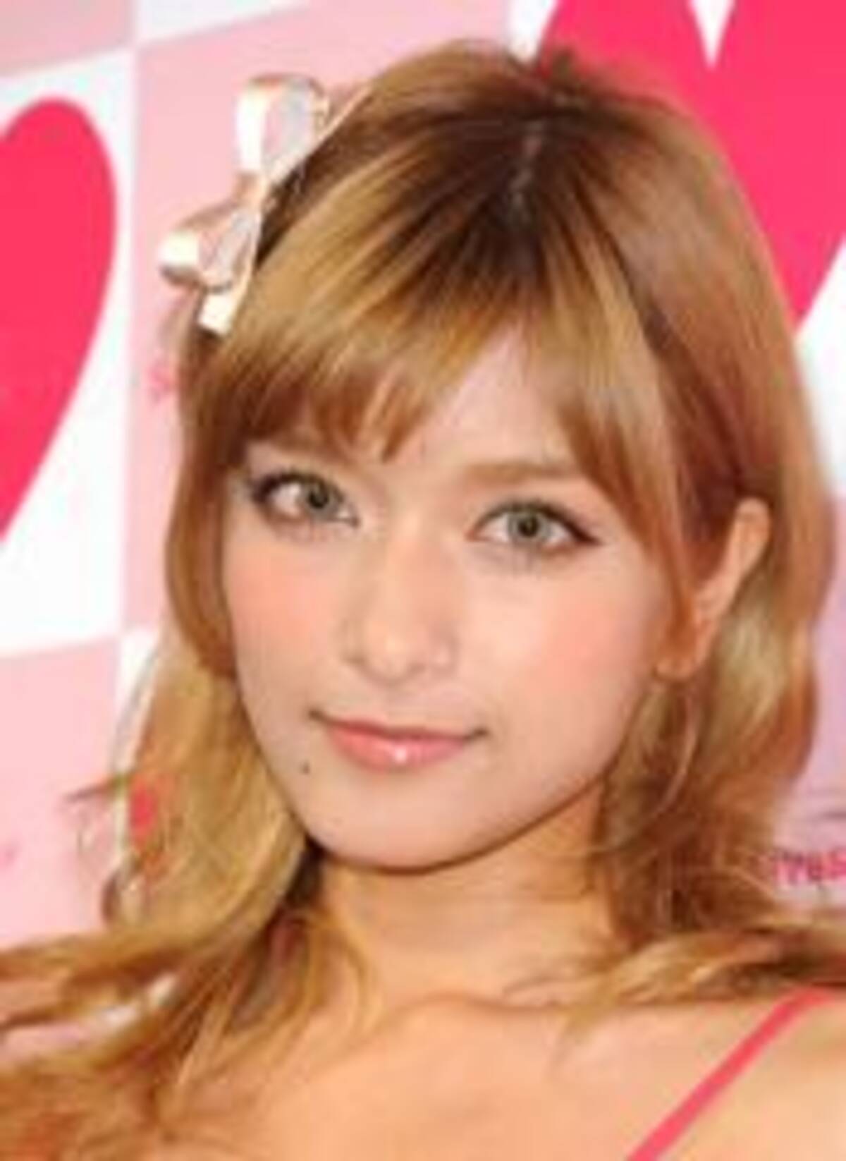 ローラ ハーフ系タレント一人勝ちで 妬みの豊満ヌード流出 13年4月5日 エキサイトニュース