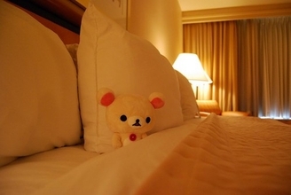 夫婦の寝室は同じにするべき？　ストレス、子作り、浮気対策など、同室派／別室派の意見を聞いてみた