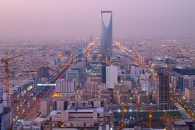 日立、サウジアラビアで事業拡大へ　「日立サウジ社」設立