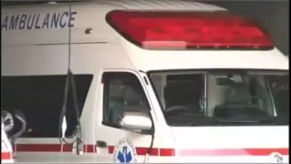 患者搬送中の救急車　ホイールナットが緩み走行不能に　/秋田・湯沢市