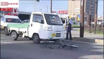 【速報】軽トラックにはねられ自転車の女性大けが　軽トラ運転の男を過失運転致傷の疑いで現行犯逮捕　秋田