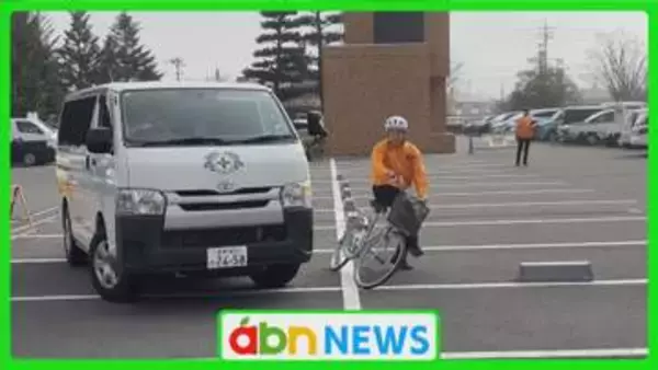 「スマホ運転の危険性も再現　春の交通安全運動出陣式で事故ゼロを目指す【長野・松本市】」の画像