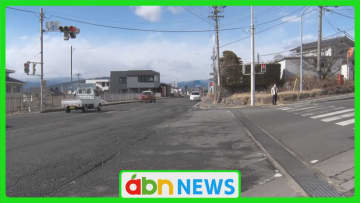 国道交差点でバイクと中型トラックが衝突　バイク運転の高校生が意識不明の重体【長野・東御市】