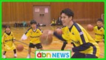 信州ブレイブウォリアーズが県内全域を繋ぐ活動　若手選手がミニバスチームに夢を届けるバスケ教室開催【長野・下諏訪町】