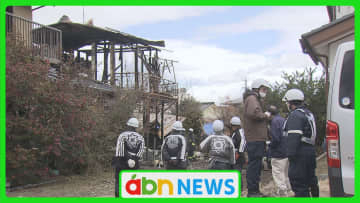 住宅火災で焼け跡から遺体発見　一人暮らしの男性と連絡取れず　警察が身元確認進める【長野・千曲市】
