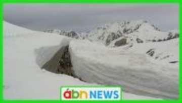 立山黒部アルペンルート全線開通！雪の大谷に国内外から歓声―高さ12メートルの雪壁が圧巻【富山・長野】