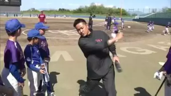 元プロ野球選手が小学生に技術指導　楽天イーグルスが野球教室を開催　秋田・大仙市