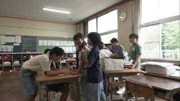 「夏休みの思い出」を胸に授業スタート　大館市の小学校で始業式　元気な声が校舎に響く　秋田