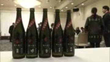 秋田大生が手がけた日本酒『宵の星々』完成　出来栄えを報告　大仙市の5酒蔵統一ラベルで販売