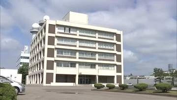 従業員が屋根の塗装作業中に転落死　秋田市の塗装工事会社と社長、不起訴　秋田地方検察庁