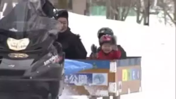 毎年恒例「冬まつり」　一面の雪の中、子供たちが冬の遊び楽しむ　秋田市