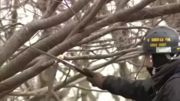 新屋海浜公園の発電用風車ブレード落下事故　設備撤去に向け準備作業始まる　秋田市