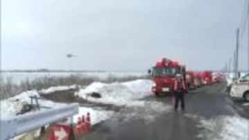 男性2人が転落 1人は意識不明　ワカサギ釣り中に　秋田・三種町