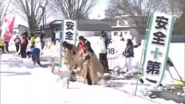 気温上昇で5月並み地点も　額に汗…“雪寄せ”で世界一目指す！　秋田