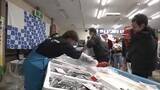 「若手漁師が初企画　新鮮魚介の直売会にぎわう　秋田市」の画像1