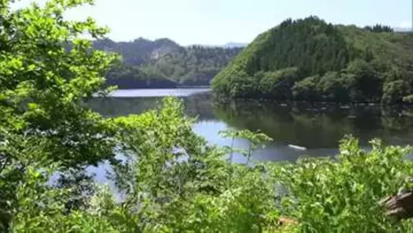 太平湖で湖水開き　雪害の影響で2カ月遅れの観光シーズンスタート　秋田・北秋田市