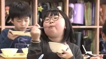 “金芽米”の給食に児童たちが舌鼓　栄養とうまみがたっぷり　食育で地元の農業に関心を　秋田・大潟村
