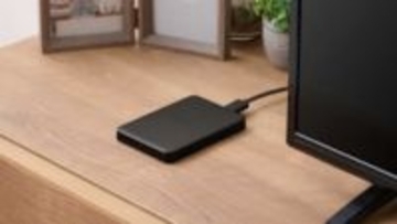 テレビ録画に使える小型・軽量HDD。ACアダプタ不要