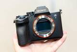 「ソニー「α7 V」、96kHz/32bit float収録や動画への電子署名書き込みに対応」の画像1