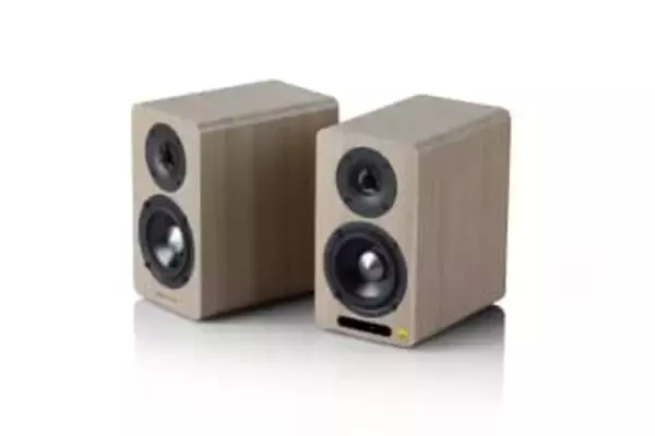 AIRPULSE、平面振動板ツイーターのアクティブスピーカー「A60」