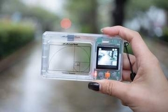【ミニレビュー】ファインダー越しの景色を切り取る。新感覚トイデジ「InstantSnap.novo」が楽しい