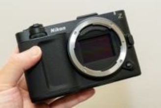ニコン「ZR」、最長360分の動画撮影が可能に。有線タイムコード同期や電源切り忘れ防止機能も