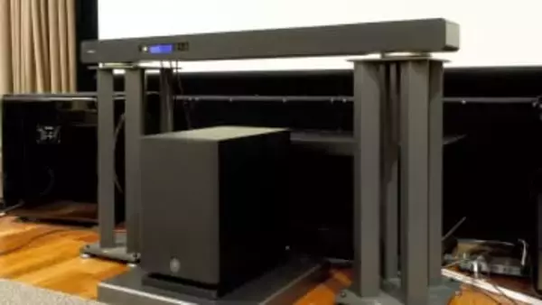 【鳥居一豊の「良作×良品」】ピュアオーディオに迫るサウンドに驚く。ヤマハ「SR-X90A」でリアル「F1」体験