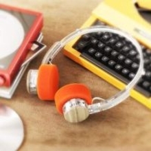 FIIO、レトロと未来感が融合したデザインのオンイヤーヘッドフォン「EH11」