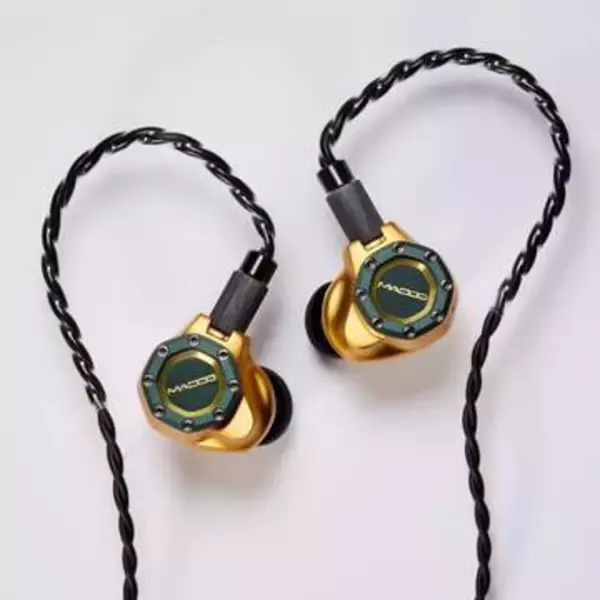 MADOO、Ortho搭載の限定IEM「Typ624」。密度感ある低音と抜けの良い中高音域