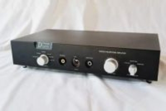 DVAS、アッテネータの二連音量調整機能付きヘッドフォンアンプ