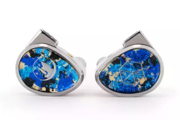 FiR Audioの「技術の頂点を象徴する」最上位ユニバーサルIEM「Project K」