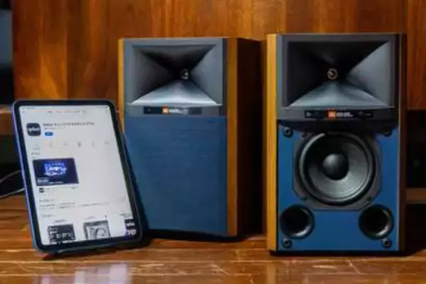 【レビュー】JBLマークに偽りナシ! 小型アクティブ「4305P」をQobuz Connect再生したら音楽と親密になれた