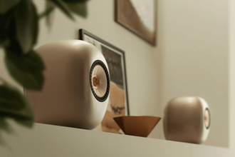 新スピーカー「LS LUXE」もプライベート空間で試聴できる、KEF Music Gallery TOKYOで試聴体験フェア