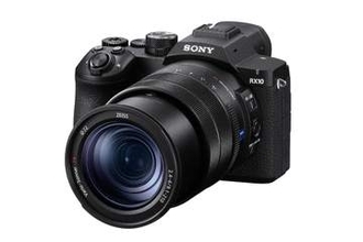 ソニー、高倍率1インチカメラ「RX10 V」予約受付開始