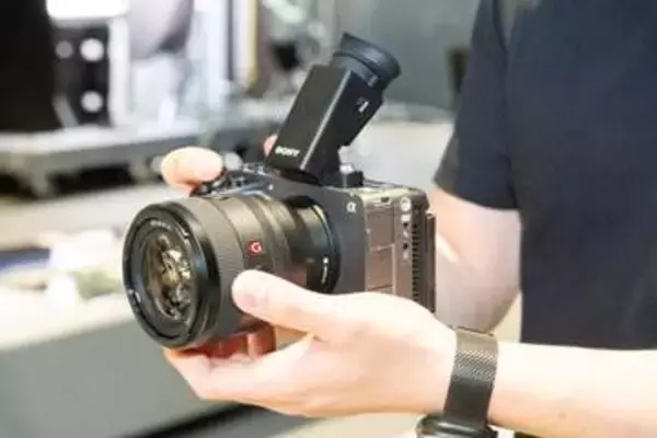 ソニー小型プロフェッショナルカムコーダー「FX5」の新発売日が11月20日に