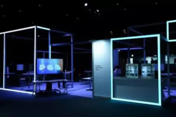 ソニーでちょっと先の未来を体験。動くモニタ、身体で聴く音楽「STEF」レポ