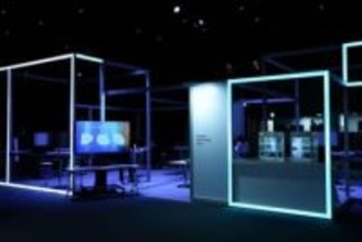 ソニーでちょっと先の未来を体験。動くモニタ、身体で聴く音楽「STEF」レポ