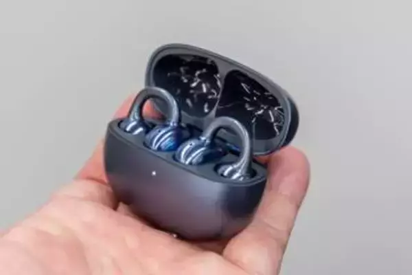 耳ふさがない“レグザイヤフォン”誕生。音漏れ抑制技術やシネマモードも