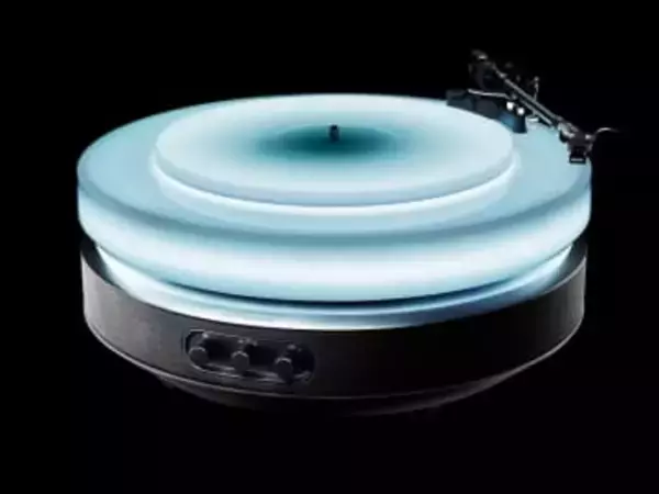 オーテク、ターンテーブルが浮遊＆LEDで光るプレーヤー「Hotaru」一般販売へ