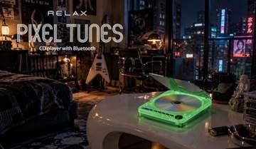 暗い場所で光る限定色のポータブルCDプレーヤー。約1.3万円