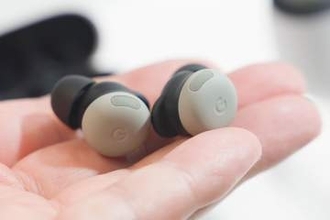 Googleイヤフォン「Pixel Buds Pro 2」でリアルタイム翻訳可能に。新色オリーブ追加