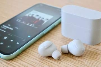 【レビュー】ソニー「WF-1000XM6」でSixTONESを聴く。“圧倒的な静寂”が推しの声の真価を引き出す