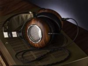 Unique MelodyのMEMS×平面磁界ヘッドフォン、4月10日発売