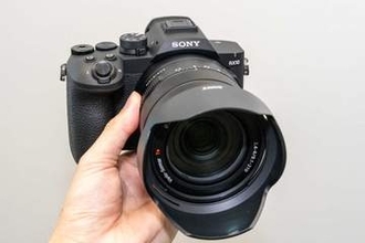 ソニー、1型センサーで4K/30pクロップなし「RX10 V」。光学25倍のレンズ一体型カメラ