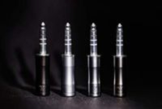 WAGNUS.が4.4mm 5極プラグを自社開発。5月頃からは単体発売も